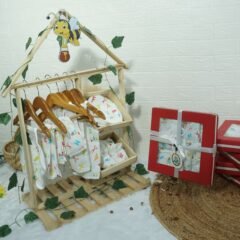 muslin baby clothes | newborn summer clothing set | muslin jabla set for baby | breathable muslin swaddle | newborn muslin clothing kit | baby summer essentials | muslin nappy set | newborn gift box India | baby clothing starter kit | LILBEE muslin baby wear