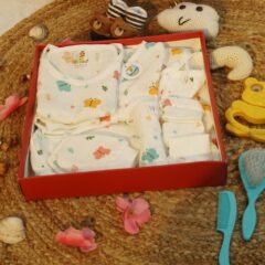 muslin baby clothes | newborn summer clothing set | muslin jabla set for baby | breathable muslin swaddle | newborn muslin clothing kit | baby summer essentials | muslin nappy set | newborn gift box India | baby clothing starter kit | LILBEE muslin baby wear