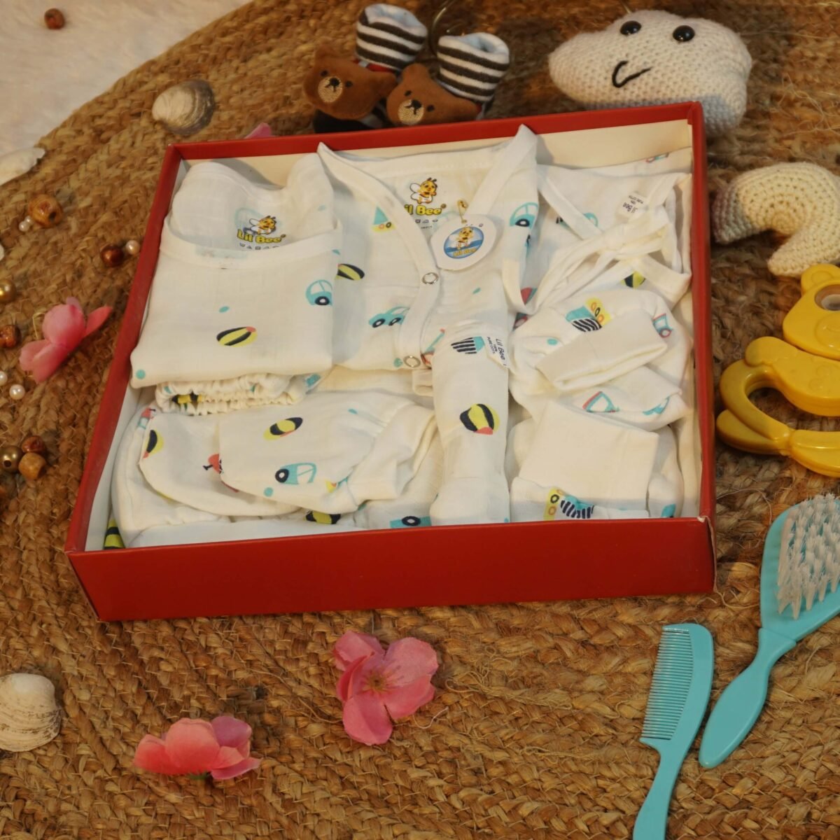 muslin baby clothes | newborn summer clothing set | muslin jabla set for baby | breathable muslin swaddle | newborn muslin clothing kit | baby summer essentials | muslin nappy set | newborn gift box India | baby clothing starter kit | LILBEE muslin baby wear